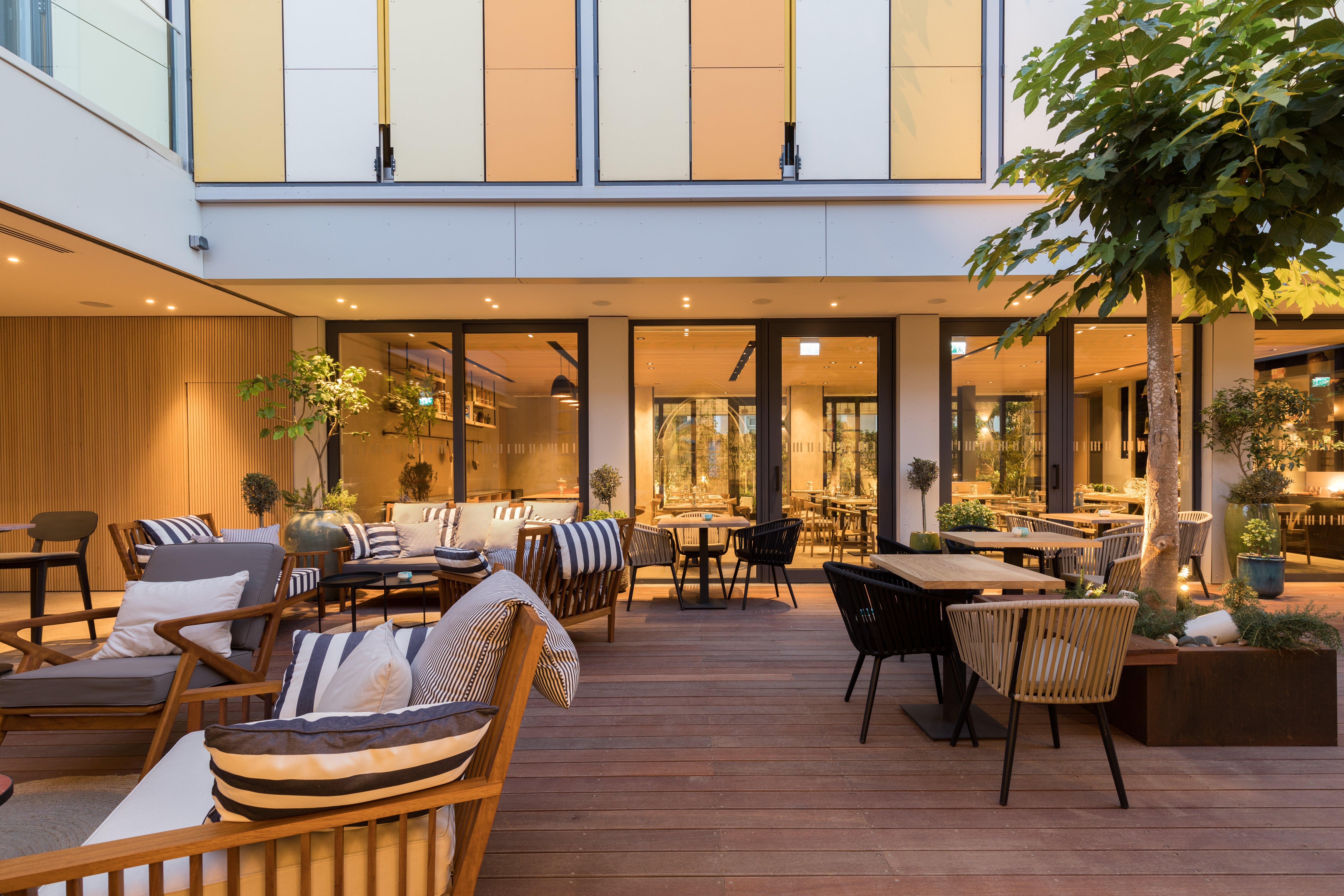 Hotel Indigo Larnaca By Ihg-Adults Only Lárnaca Exterior foto